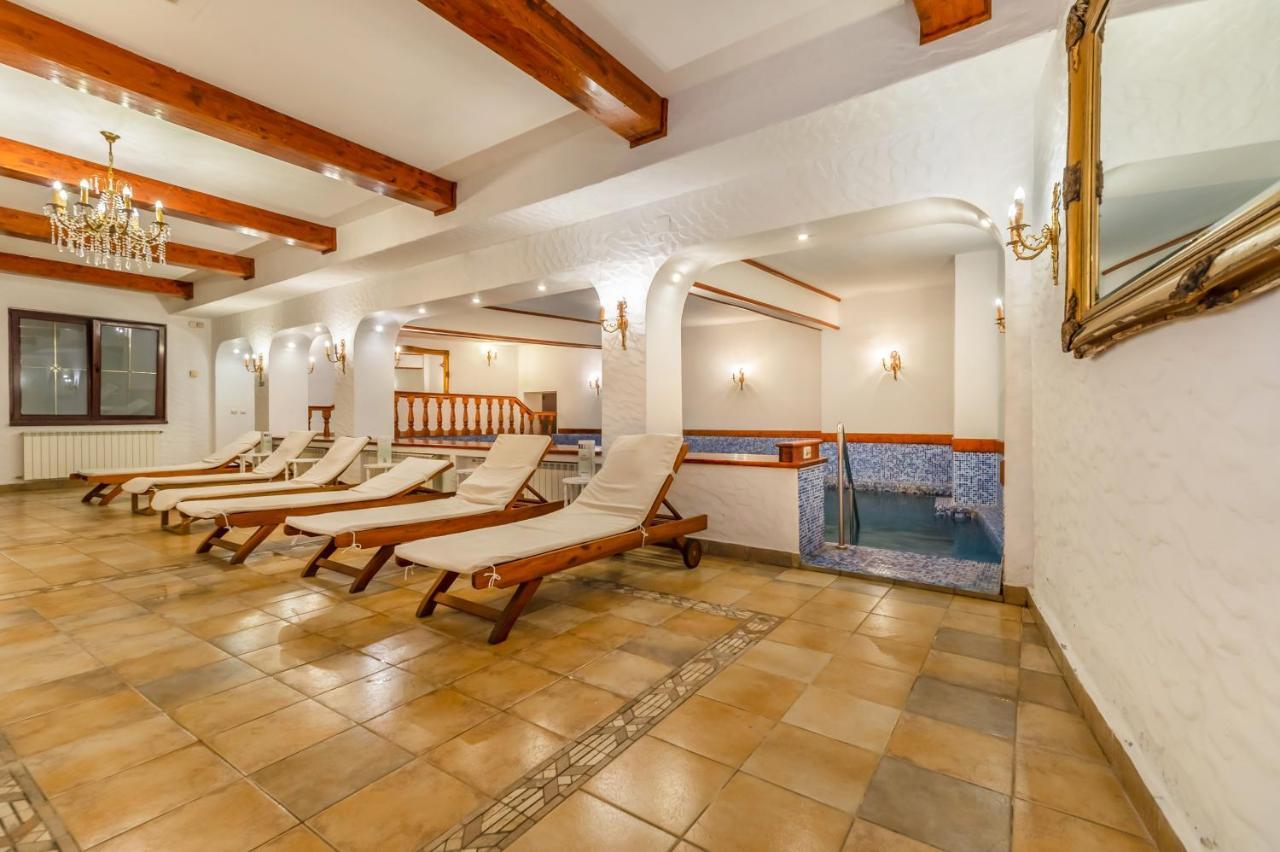 Hotel Imparatul Romanilor Hotel & Spa 시비우 외부 사진